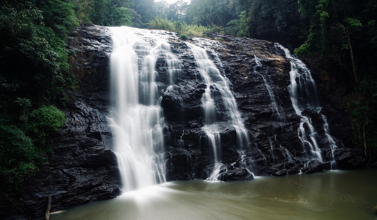 Bengaluru Mysore Coorg Ooty Tour 6N/7D Domestic Customized Tour Package With Optional Flight