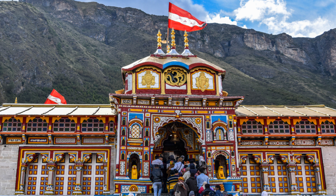 Do Dham Yatra By Helicopter With Badrinath Stay 2N/3D Domestic Group Tour Package