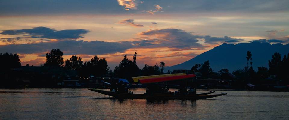 Fascinating Kashmir With Gulmarg Excursion