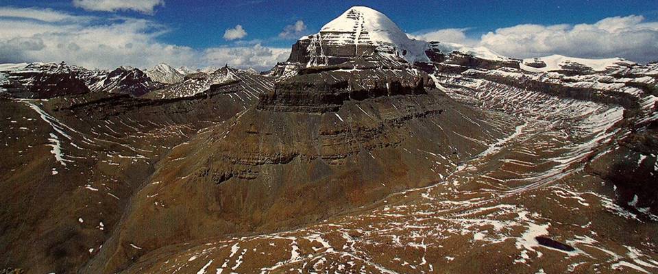 Kailash Mansarovar via Lucknow - By Helicopter